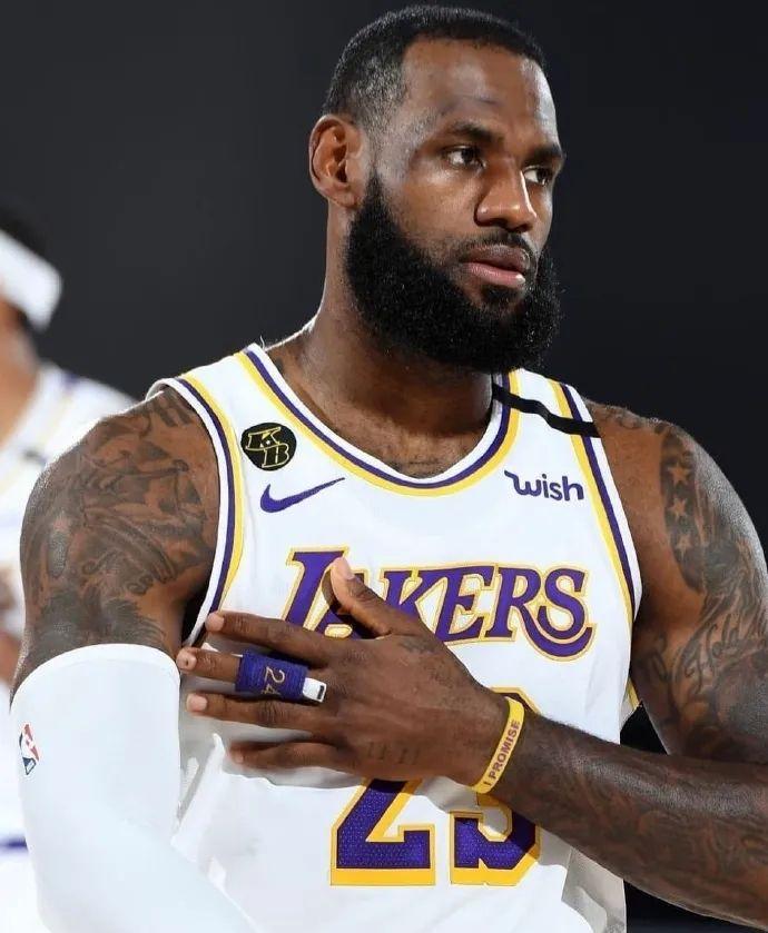 更多接球于 更多接球于